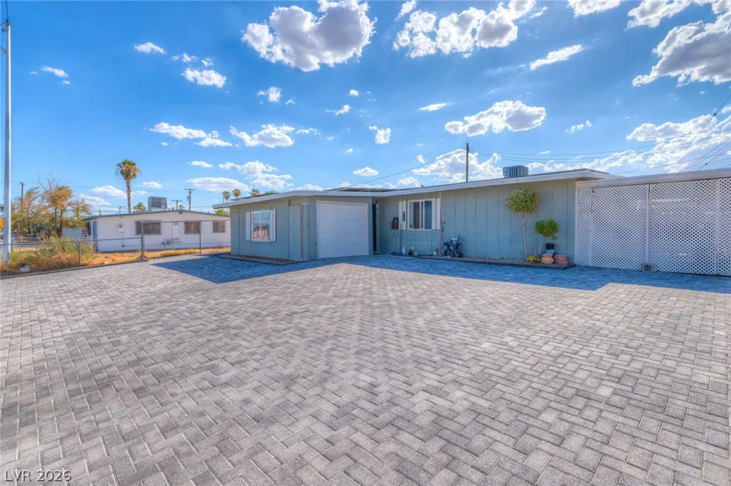1405 Teton, Las Vegas, NV 89101