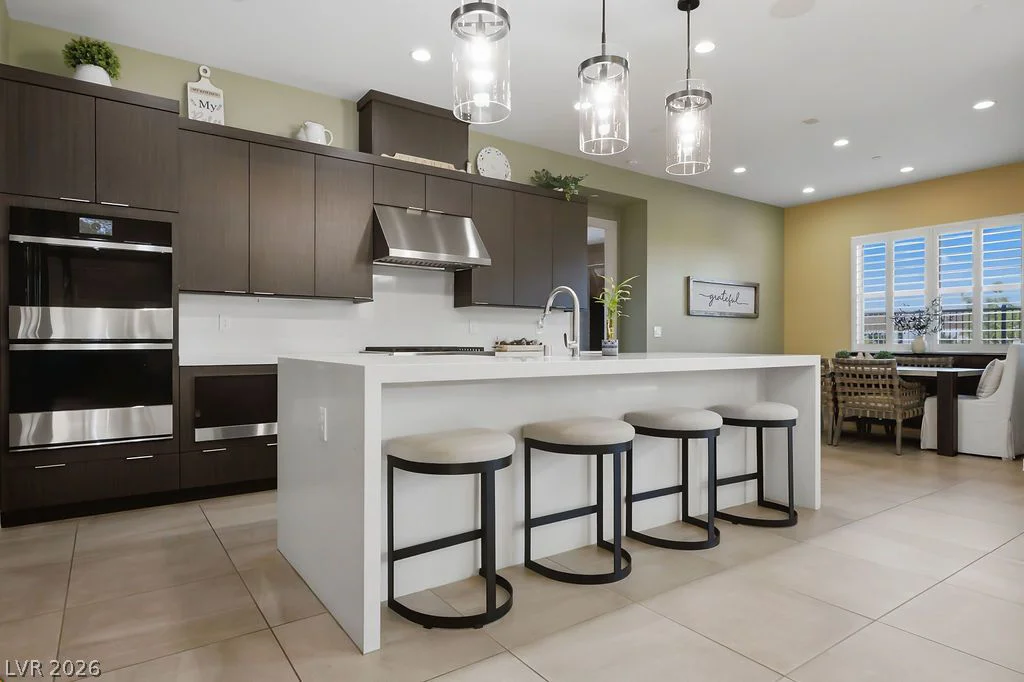 308 Gandara, Las Vegas, NV 89138