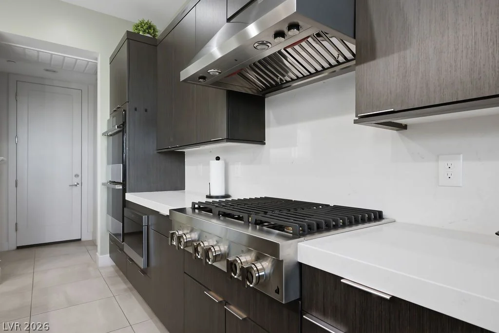 308 Gandara, Las Vegas, NV 89138