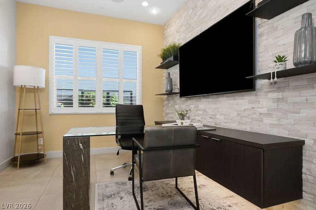 308 Gandara, Las Vegas, NV 89138