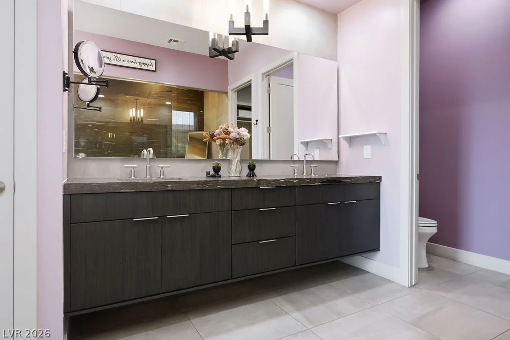 308 Gandara, Las Vegas, NV 89138