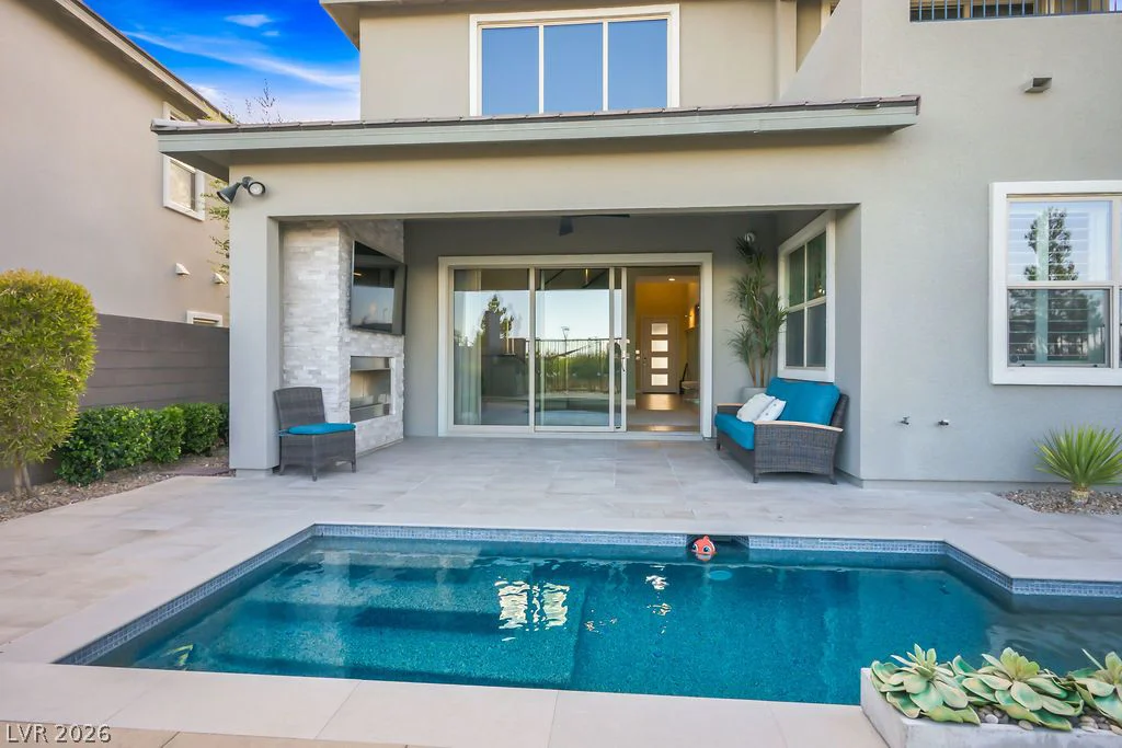 308 Gandara, Las Vegas, NV 89138