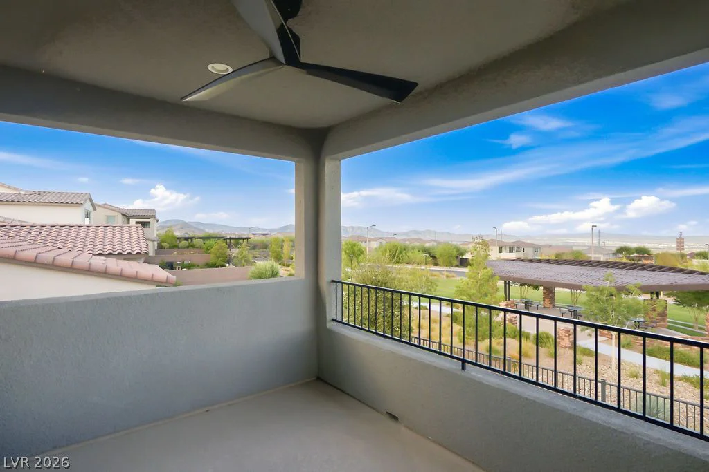 308 Gandara, Las Vegas, NV 89138