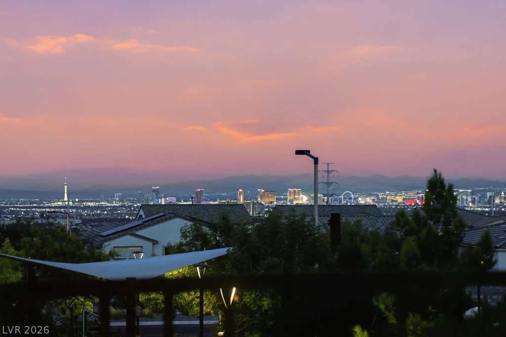 308 Gandara, Las Vegas, NV 89138