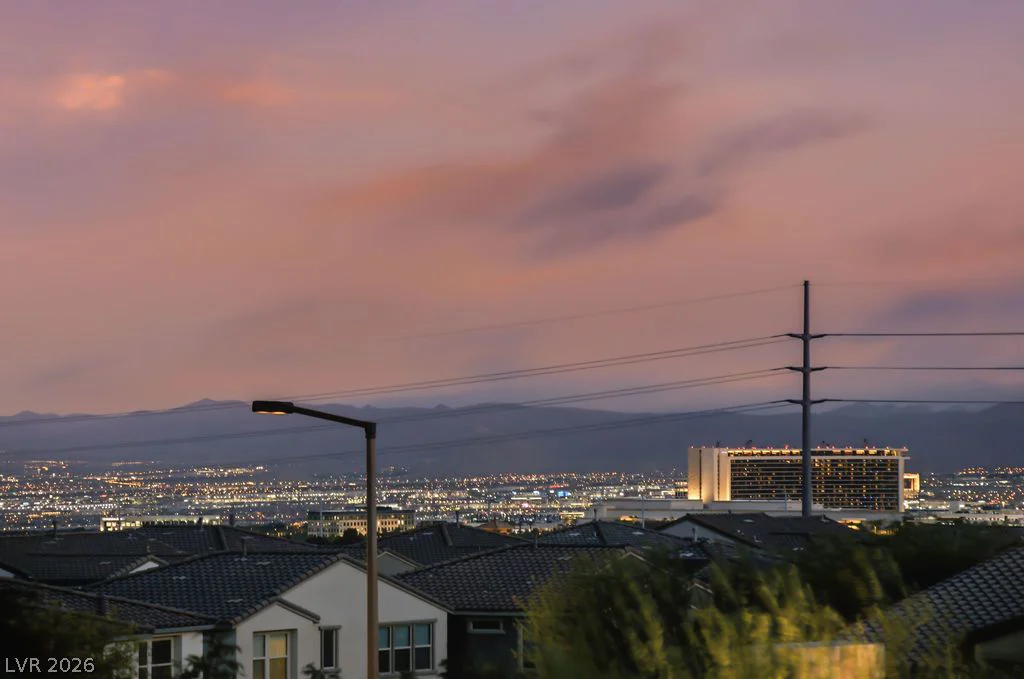 308 Gandara, Las Vegas, NV 89138