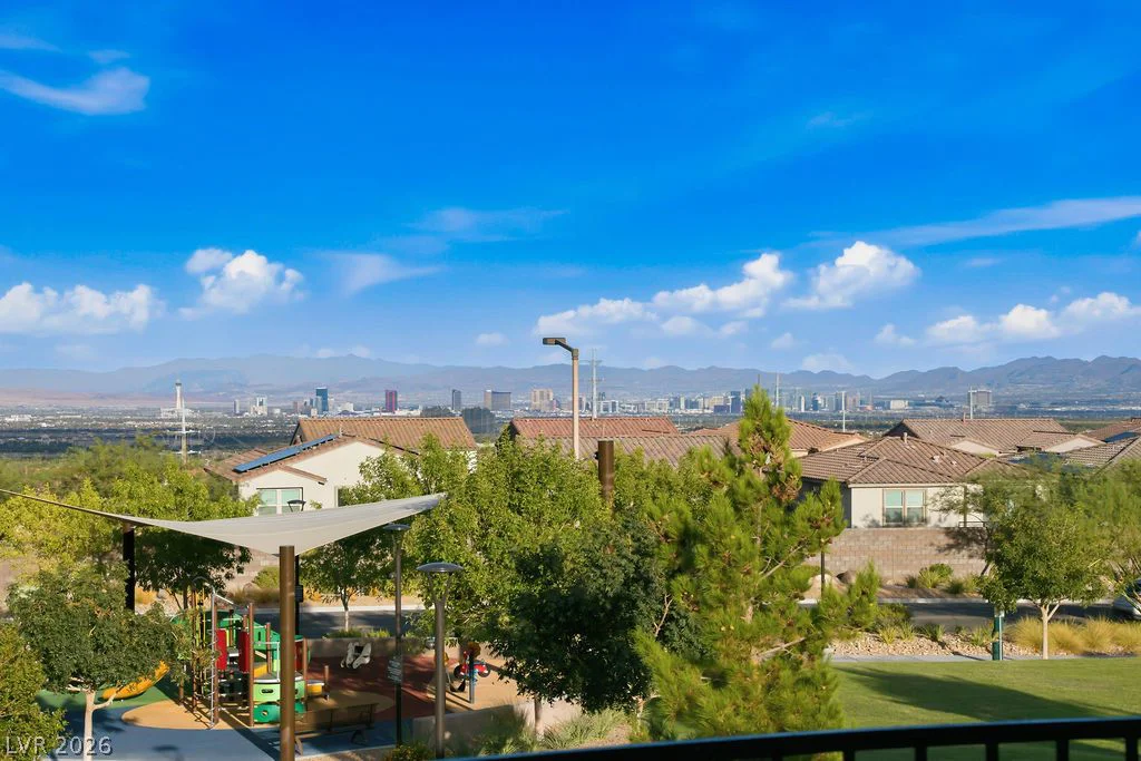 308 Gandara, Las Vegas, NV 89138