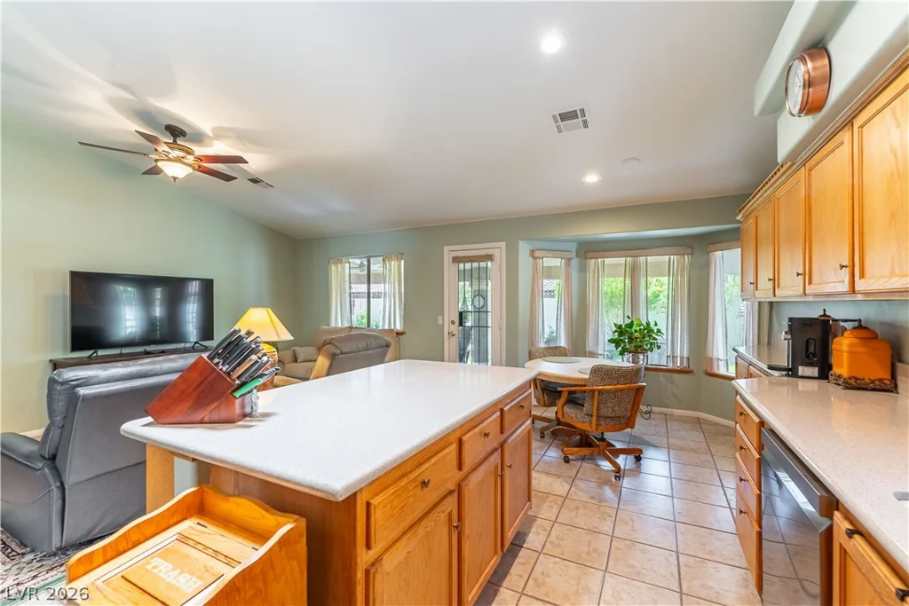 8101 Deep Stone, Las Vegas, NV 89149