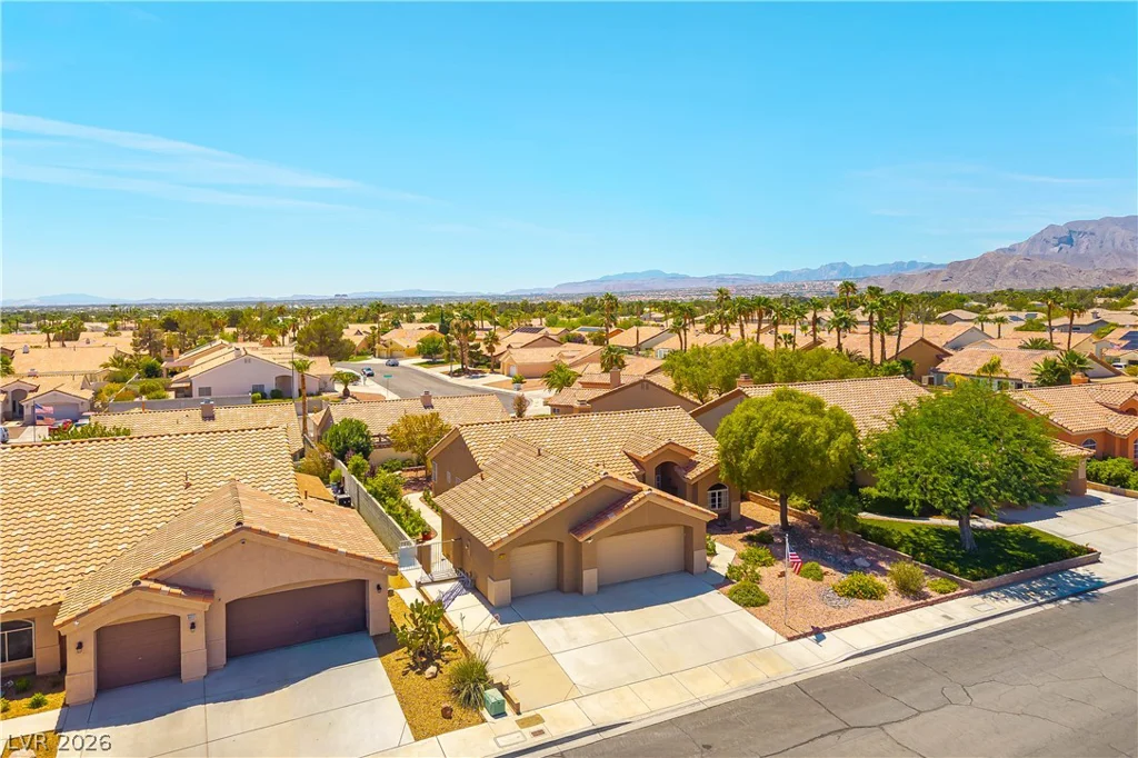 8101 Deep Stone, Las Vegas, NV 89149
