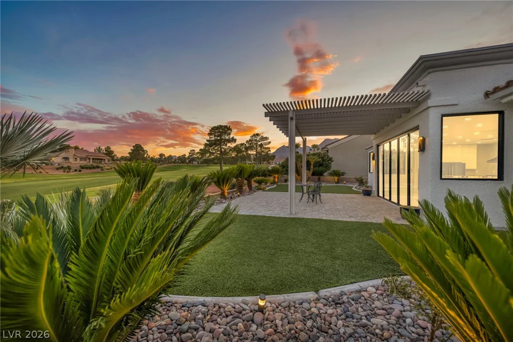 9501 Villa Ridge, Las Vegas, NV 89134