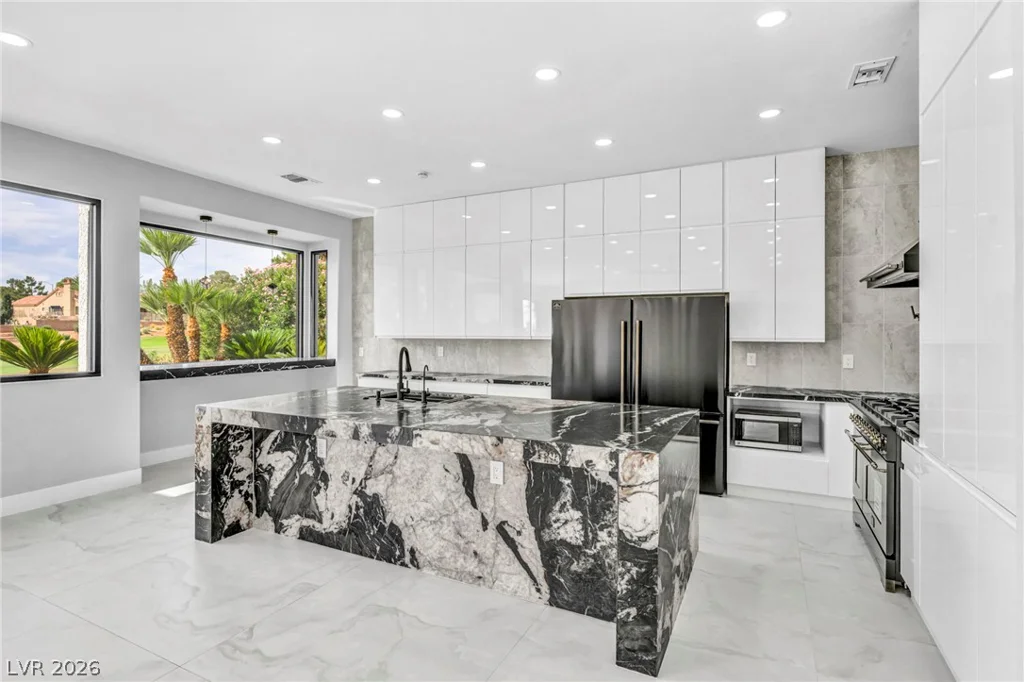 9501 Villa Ridge, Las Vegas, NV 89134