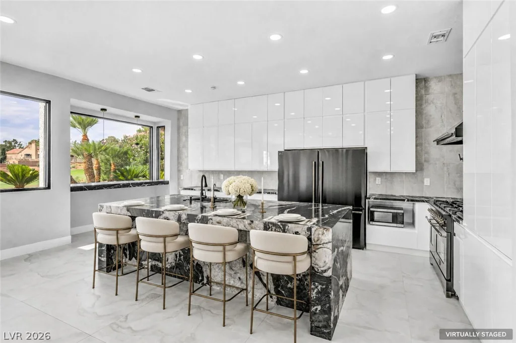 9501 Villa Ridge, Las Vegas, NV 89134