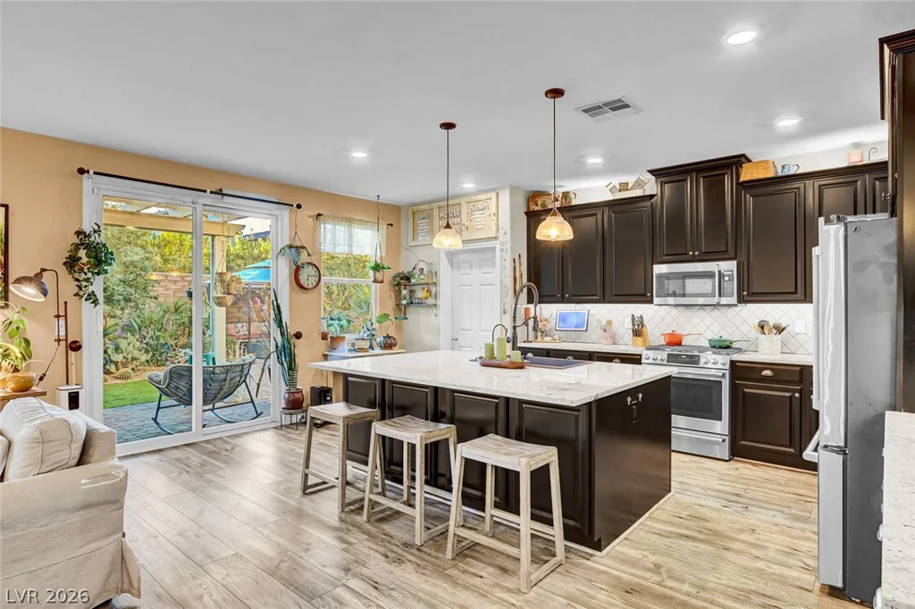 10133 Tenaya Meadows, Las Vegas, NV 89178