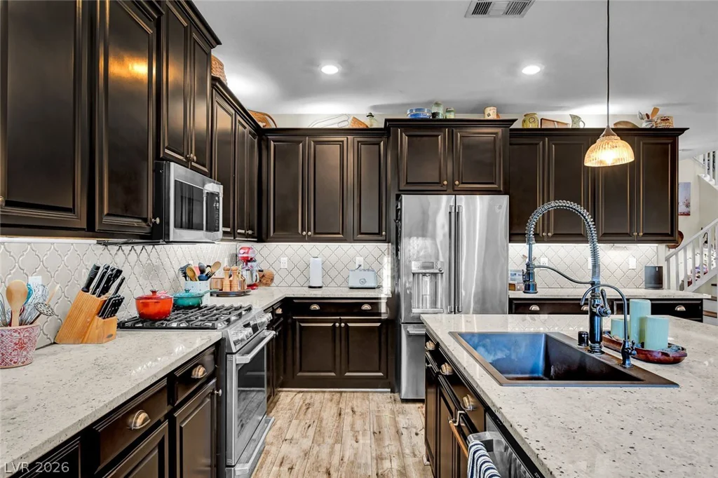 10133 Tenaya Meadows, Las Vegas, NV 89178