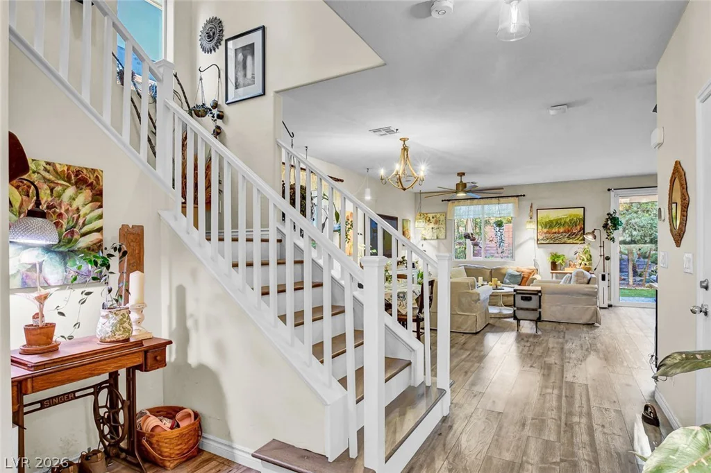 10133 Tenaya Meadows, Las Vegas, NV 89178