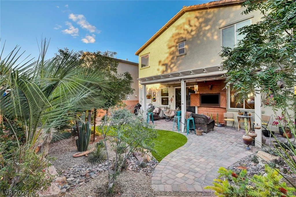 10133 Tenaya Meadows, Las Vegas, NV 89178