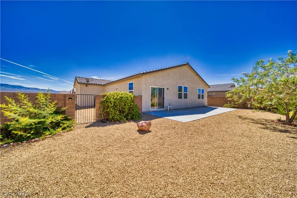 5562 Chippewa, Pahrump, NV 89061