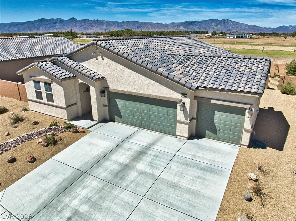 5562 Chippewa, Pahrump, NV 89061