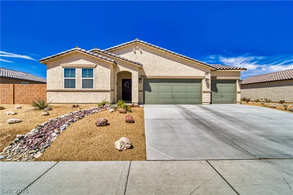5562 Chippewa, Pahrump, NV 89061