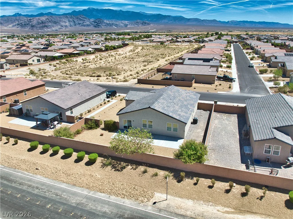 5562 Chippewa, Pahrump, NV 89061