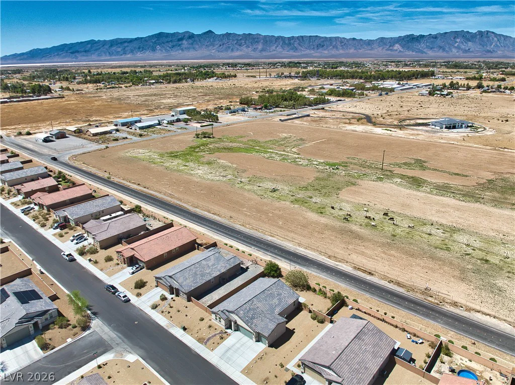 5562 Chippewa, Pahrump, NV 89061
