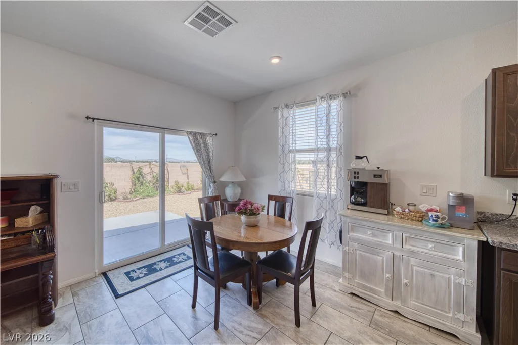 5562 Chippewa, Pahrump, NV 89061