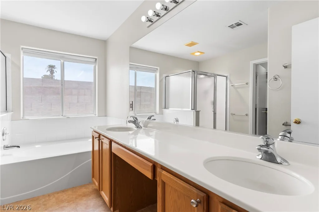 593 Fox Chase, Henderson, NV 89015