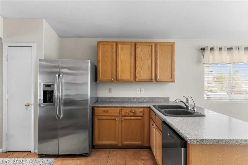 593 Fox Chase, Henderson, NV 89015