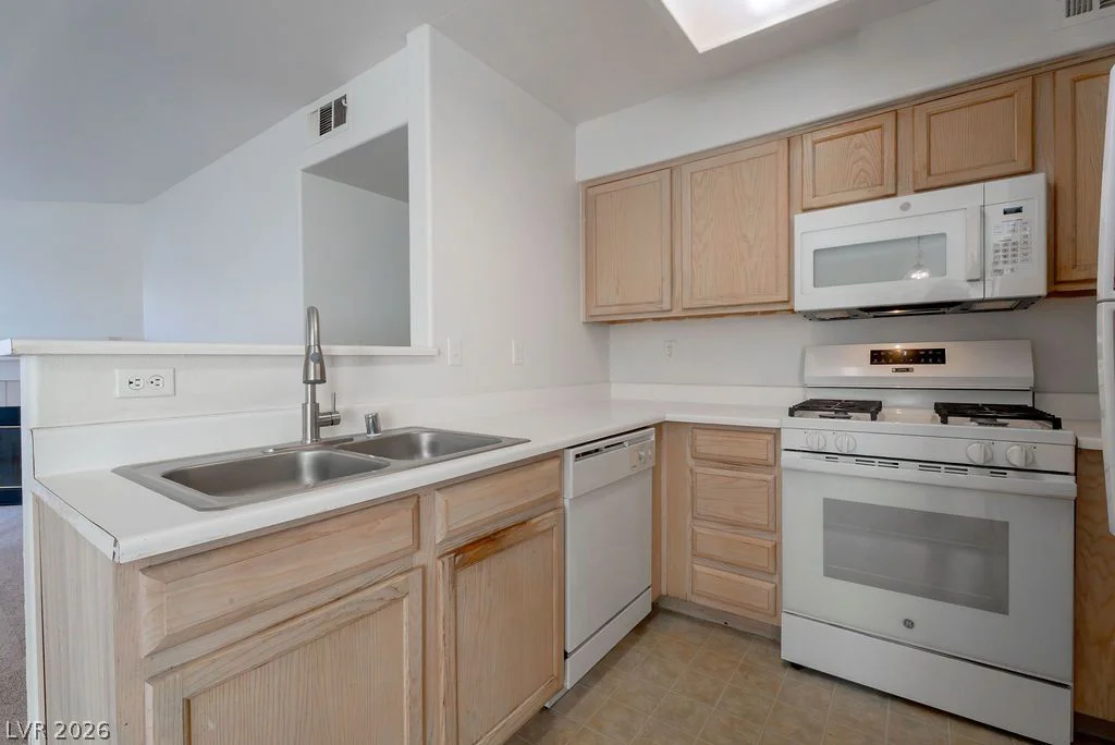 4955 Lindell, Las Vegas, NV 89118