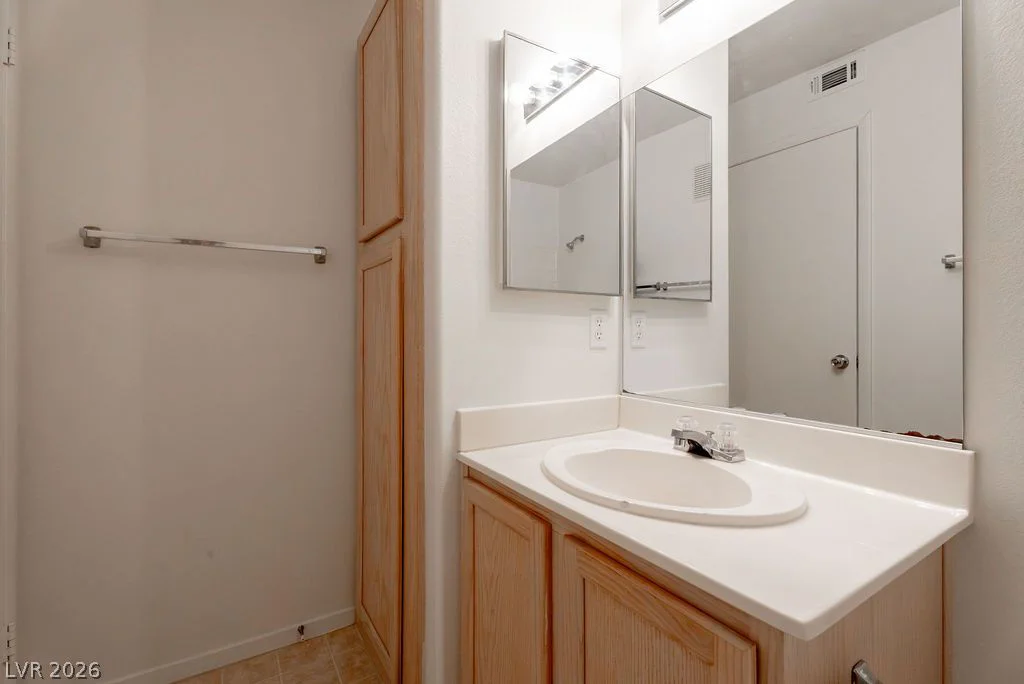 4955 Lindell, Las Vegas, NV 89118