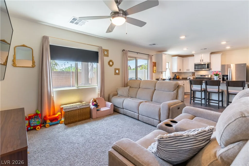 1589 Oro Grande, North Las Vegas, NV 89032