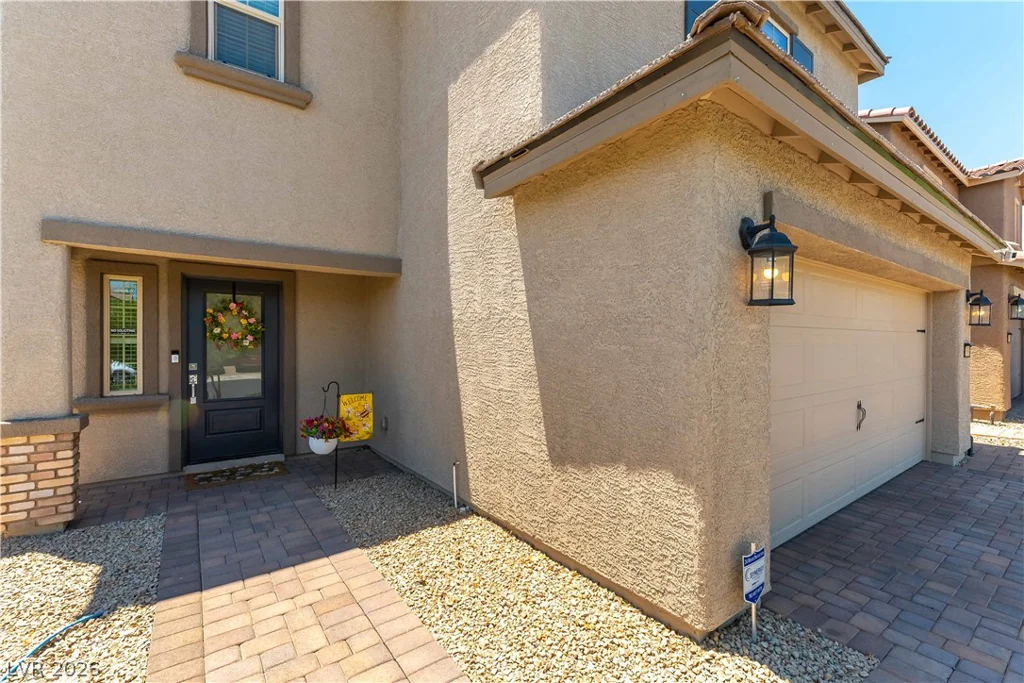 1589 Oro Grande, North Las Vegas, NV 89032