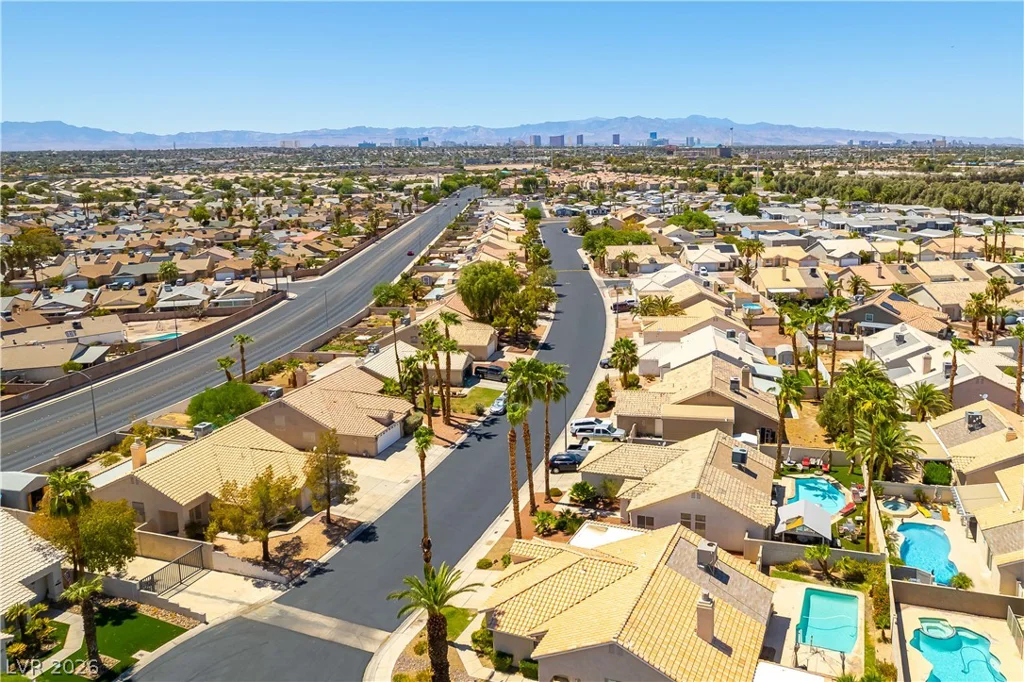 4620 Richins, Las Vegas, NV 89122