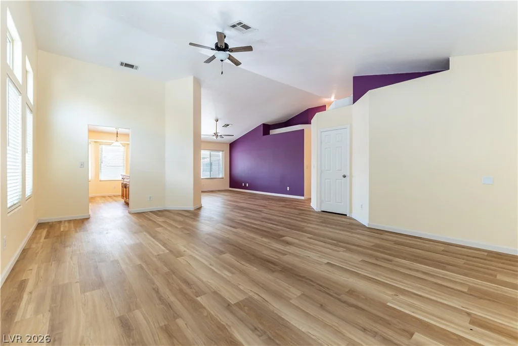 4620 Richins, Las Vegas, NV 89122