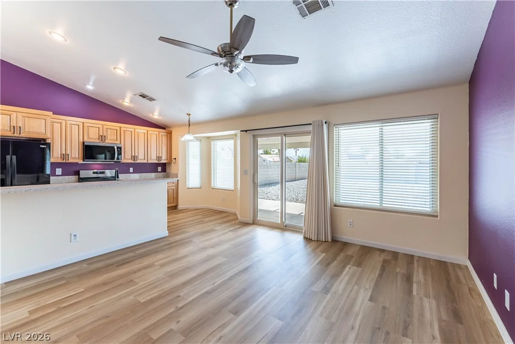 4620 Richins, Las Vegas, NV 89122