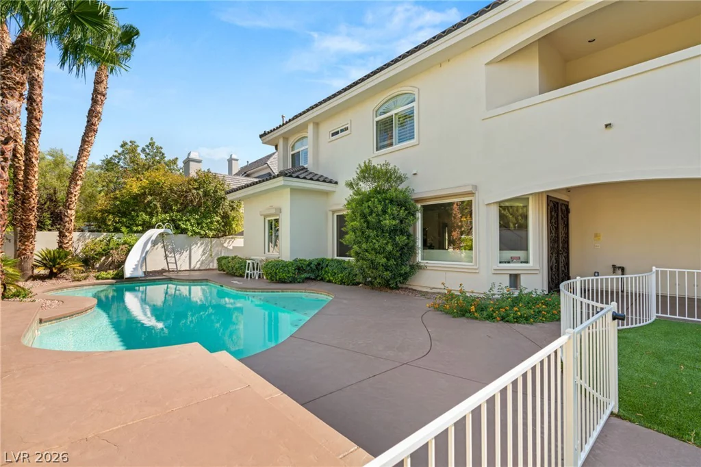 2272 Coral Ridge, Henderson, NV 89052