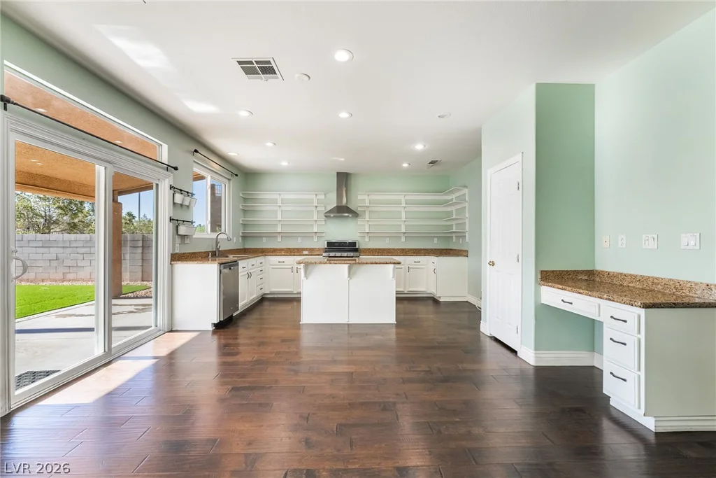 261 Timber Hollow, Henderson, NV 89012