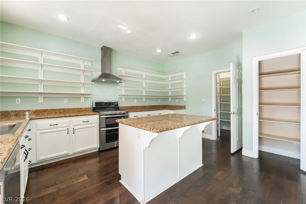 261 Timber Hollow, Henderson, NV 89012