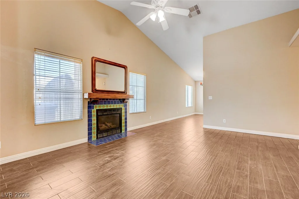 9301 Mountain Range, Las Vegas, NV 89129