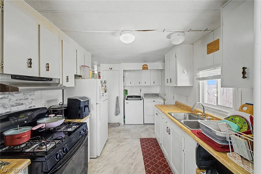 3802 Pecan, Las Vegas, NV 89115