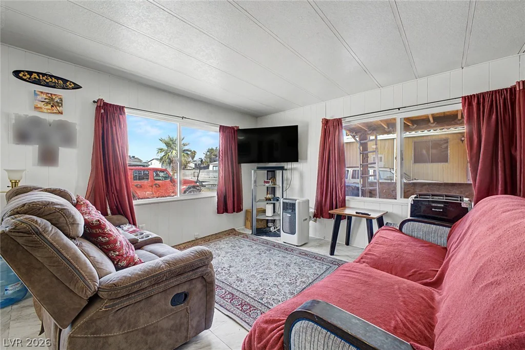 3802 Pecan, Las Vegas, NV 89115