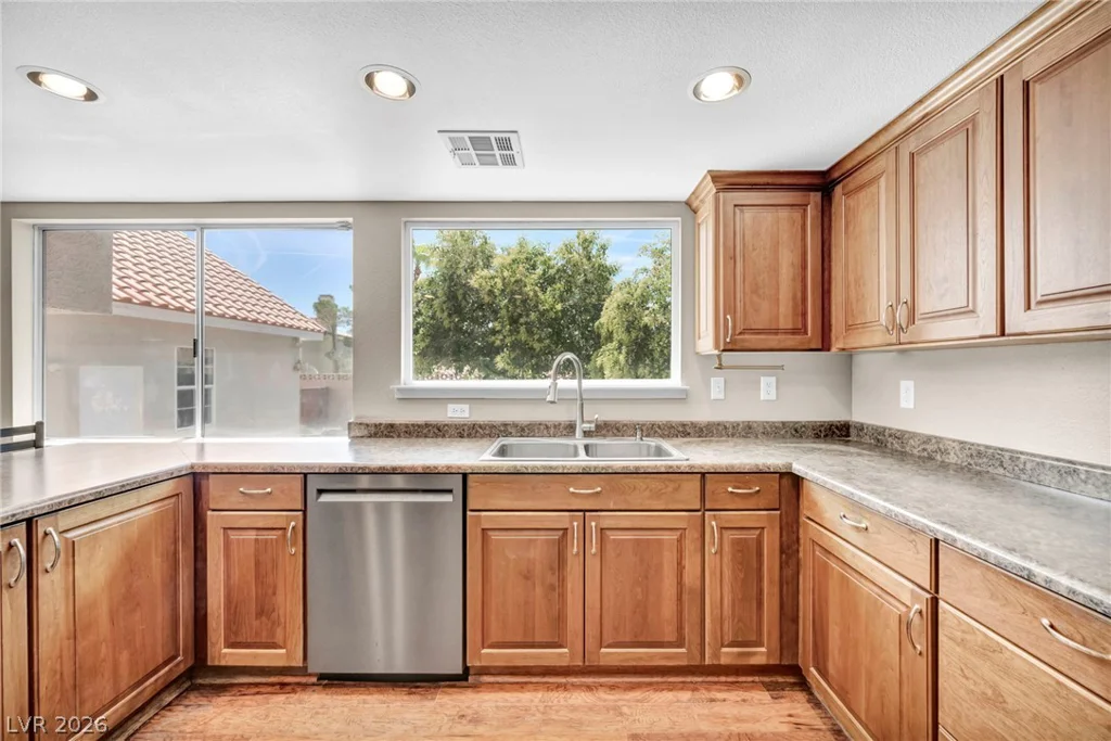 7529 Gilmore, Las Vegas, NV 89129
