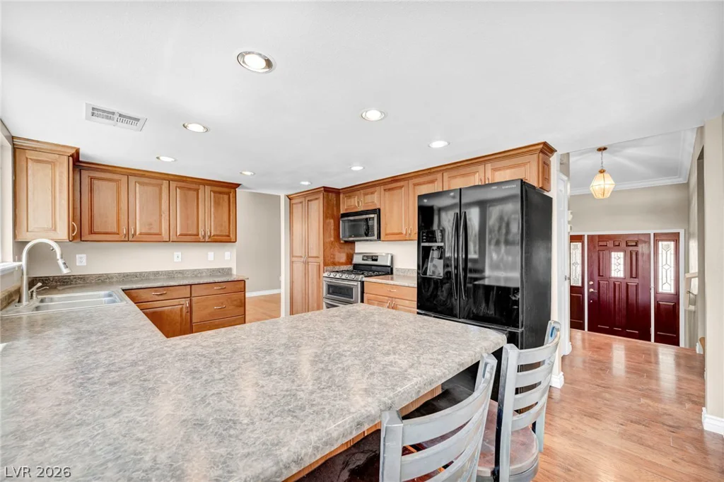 7529 Gilmore, Las Vegas, NV 89129