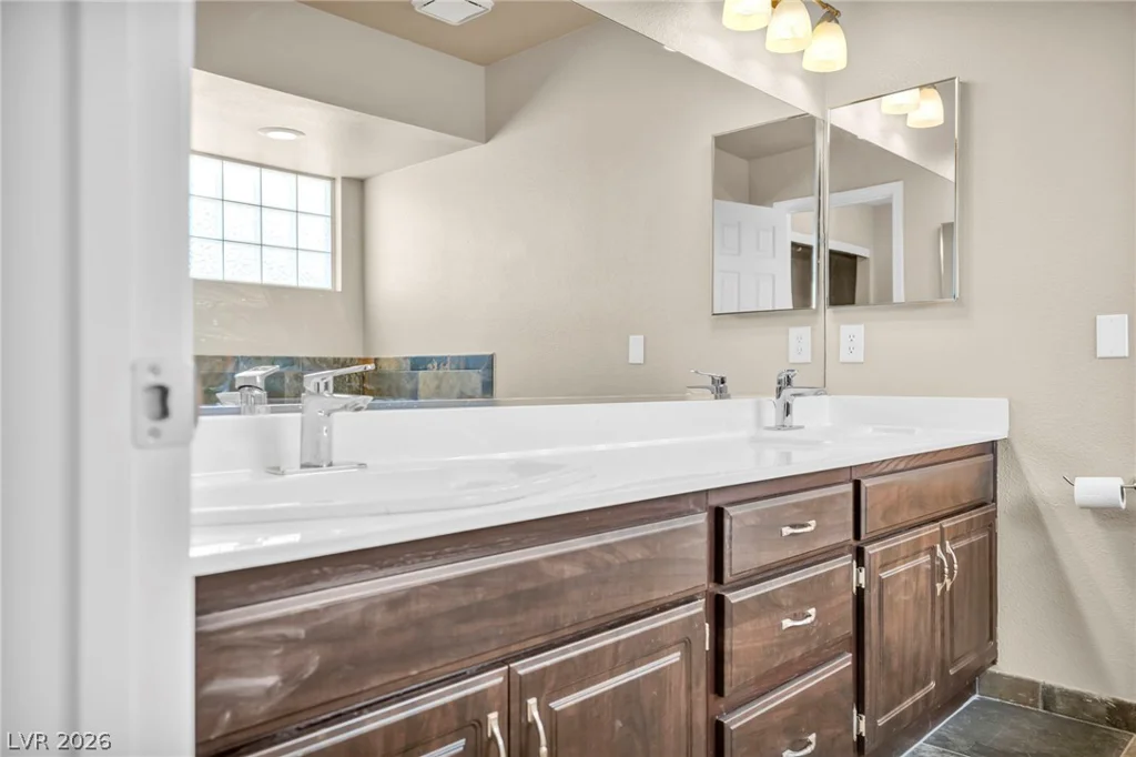 7529 Gilmore, Las Vegas, NV 89129