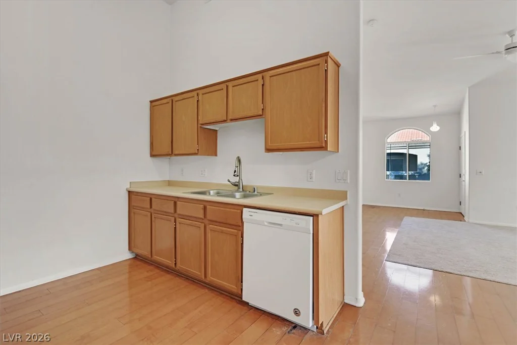 700 Carnegie, Henderson, NV 89052