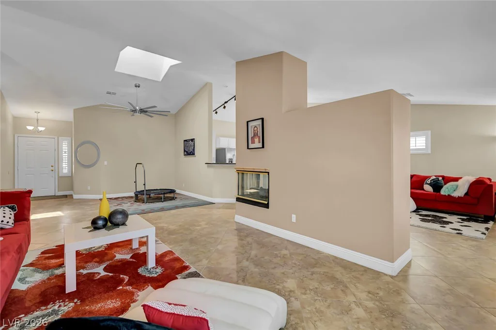 1011 Rose River, Henderson, NV 89002
