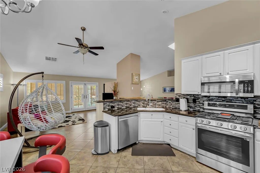 1011 Rose River, Henderson, NV 89002