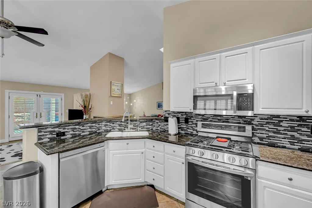 1011 Rose River, Henderson, NV 89002