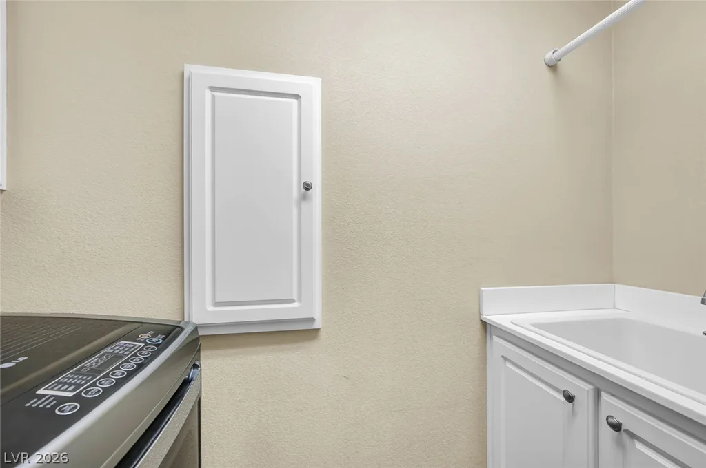 1011 Rose River, Henderson, NV 89002