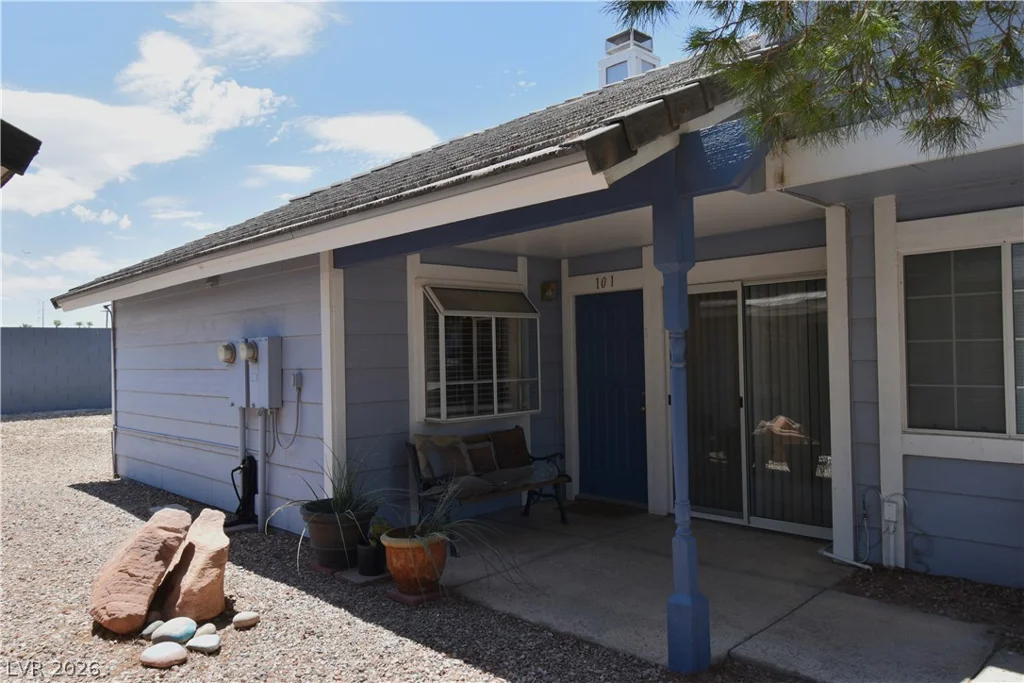 5851 Medallion, Las Vegas, NV 89122