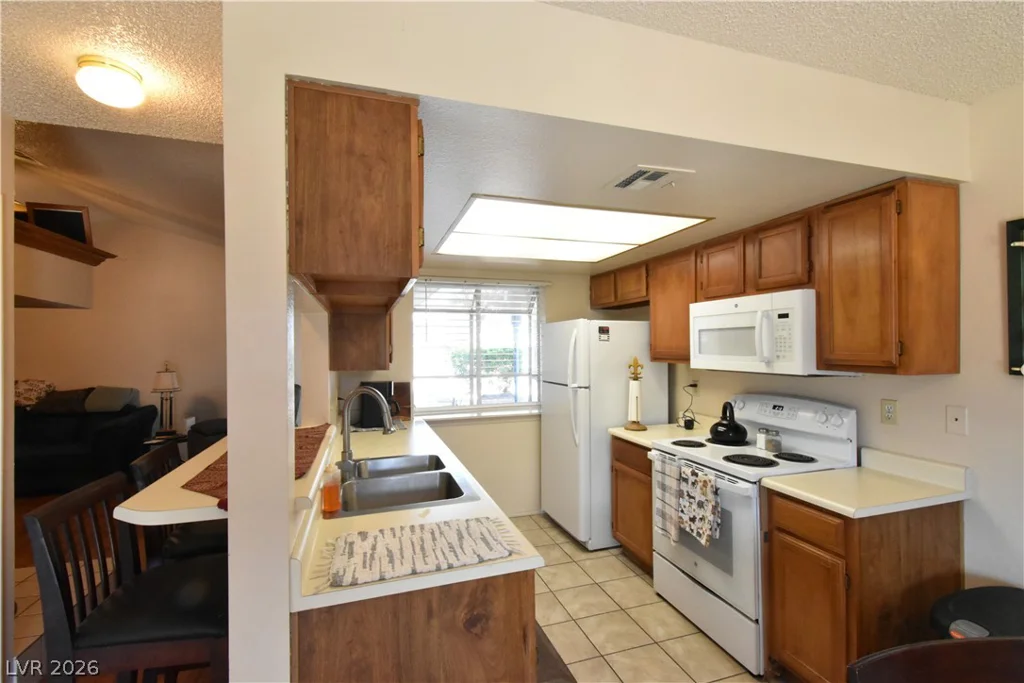 5851 Medallion, Las Vegas, NV 89122